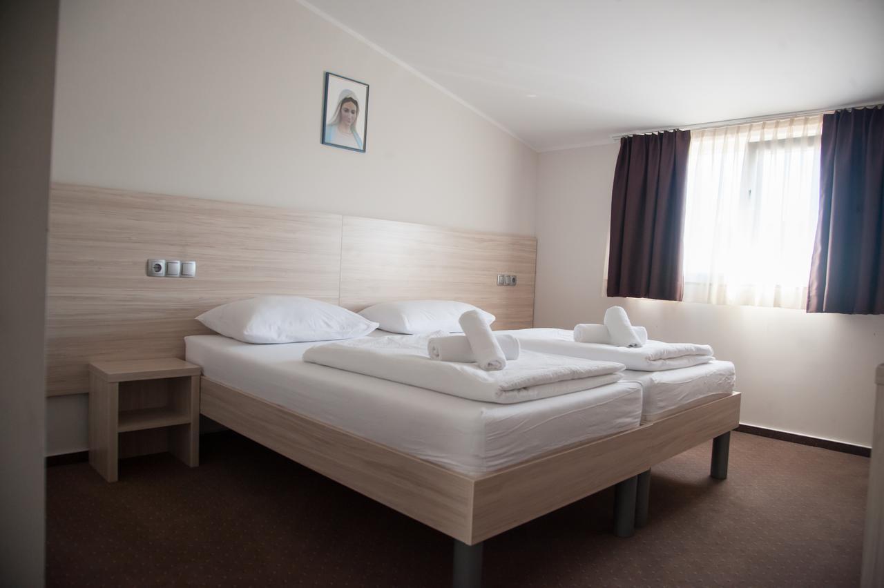 Hotel Glorija Medjugorje Exterior photo